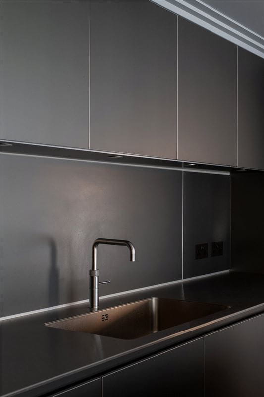 6 bedroom flat, Park Lane, Mayfair W1K - Available