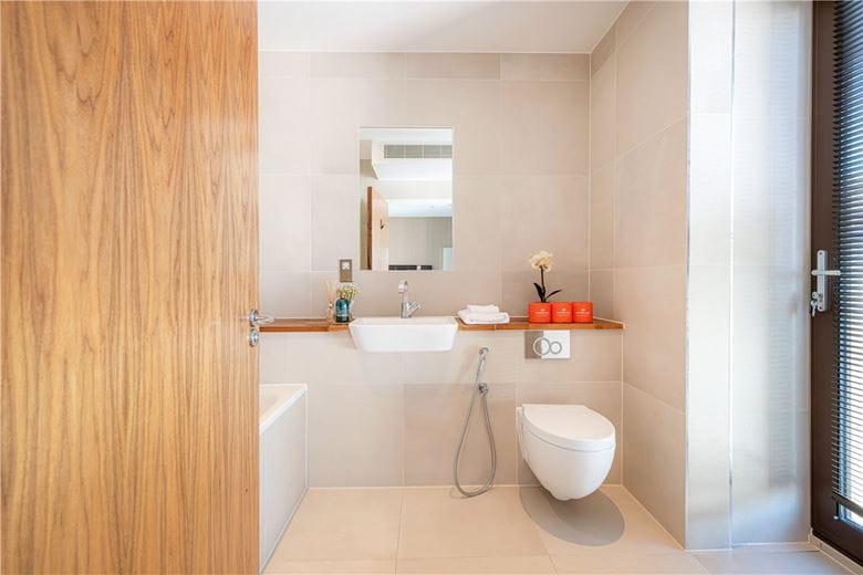 2 bedroom flat, Marsham Street, Westminster SW1P - Available