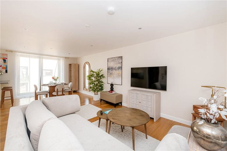 2 bedroom flat, Marsham Street, Westminster SW1P - Available