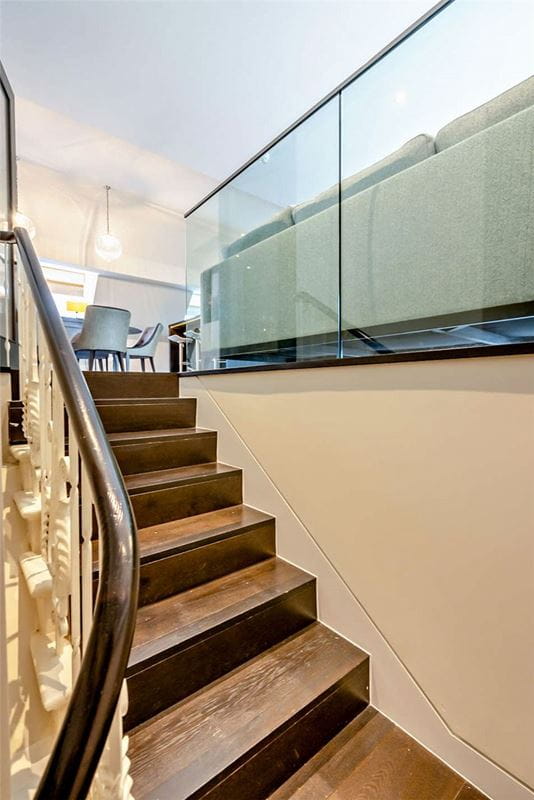 2 bedroom flat, Duke Street, Mayfair W1K - Available