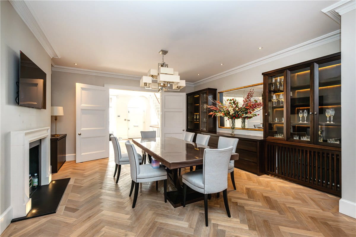 6 bedroom house, Chesterfield Hill, Mayfair W1J - Available