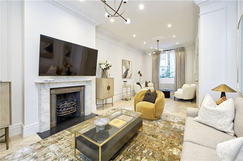 3 bedroom house, Ranelagh Grove, Belgravia SW1W - Available