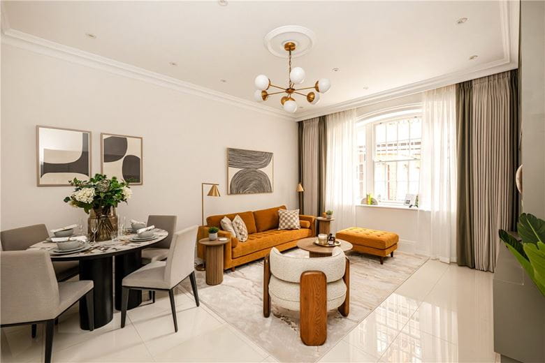 1 bedroom flat, Stratton Street, London W1J - Available
