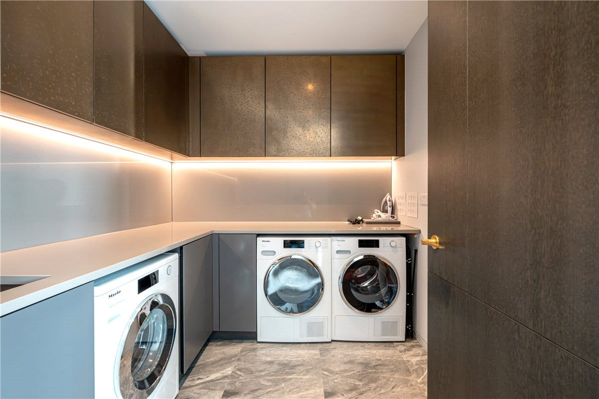 5 bedroom flat, Casson Square, London SE1 - Available