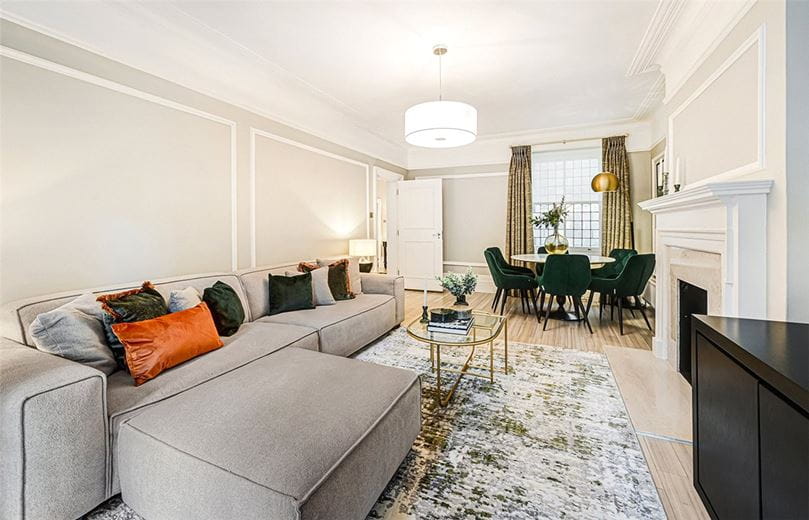 2 bedroom flat, St Georges Court, Gloucester Road SW7 - Available