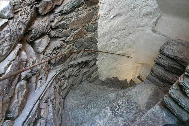 11 bedroom house, Talsarnau, Gwynedd LL47 - Available