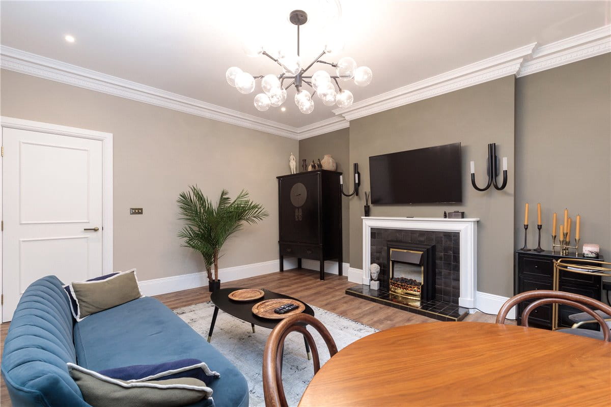 3 bedroom flat, Montagu Mansions, Marylebone W1U - Let Agreed