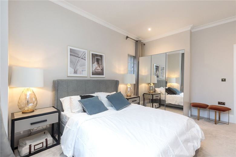 3 bedroom flat, Montagu Mansions, Marylebone W1U - Let Agreed
