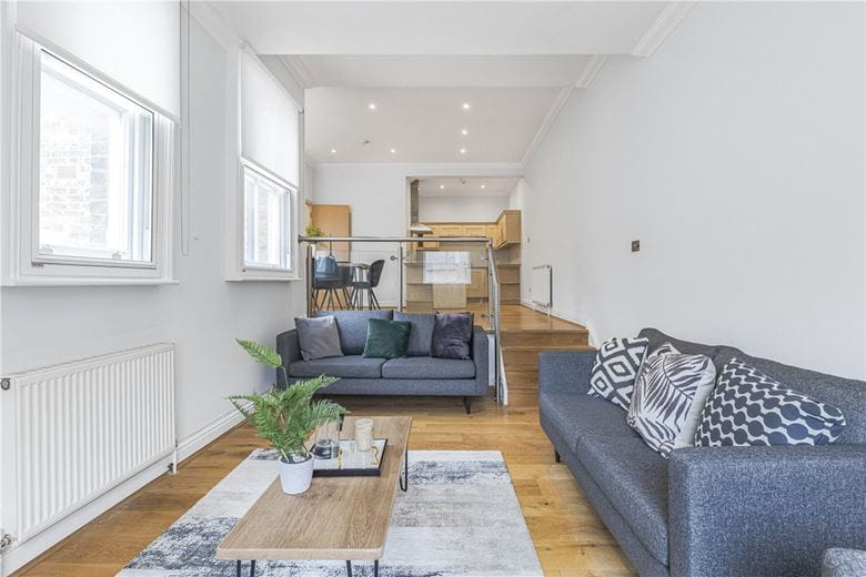 3 bedroom flat, Marylebone High Street, Marylebone W1U - Available