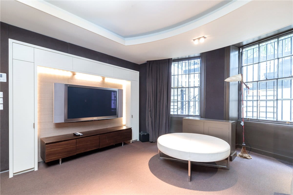 5 bedroom house, Montagu Square, London W1H - Available