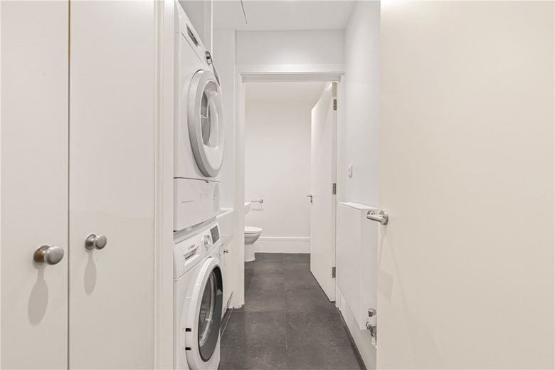 3 bedroom house, Welbeck Way, Marylebone W1G - Available