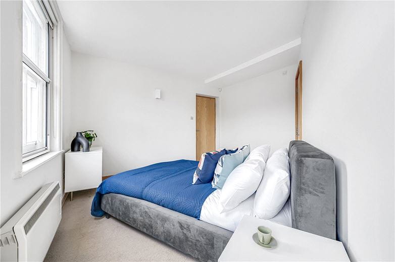 2 bedroom flat, Marylebone High Street, London W1U - Available
