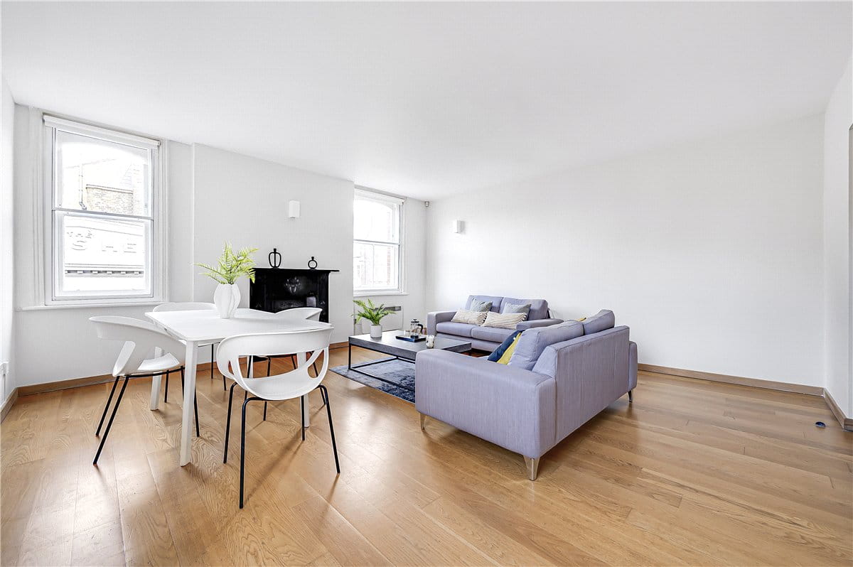 2 bedroom flat, Marylebone High Street, London W1U - Available