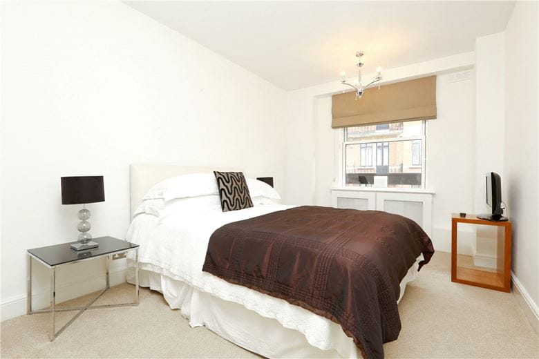 2 bedroom flat, Weymouth Street, Marylebone W1W - Available