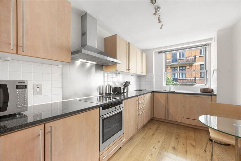 3 bedroom flat, Weymouth Street, Marylebone W1W - Available
