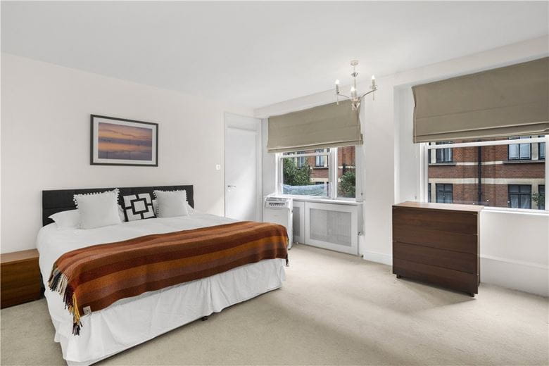 3 bedroom flat, Weymouth Street, Marylebone W1W - Available