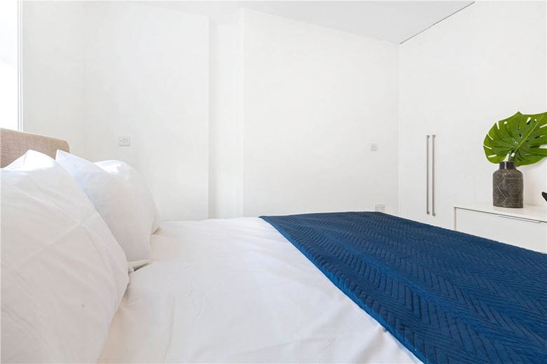 1 bedroom flat, New Cavendish Street, Marylebone W1G - Available