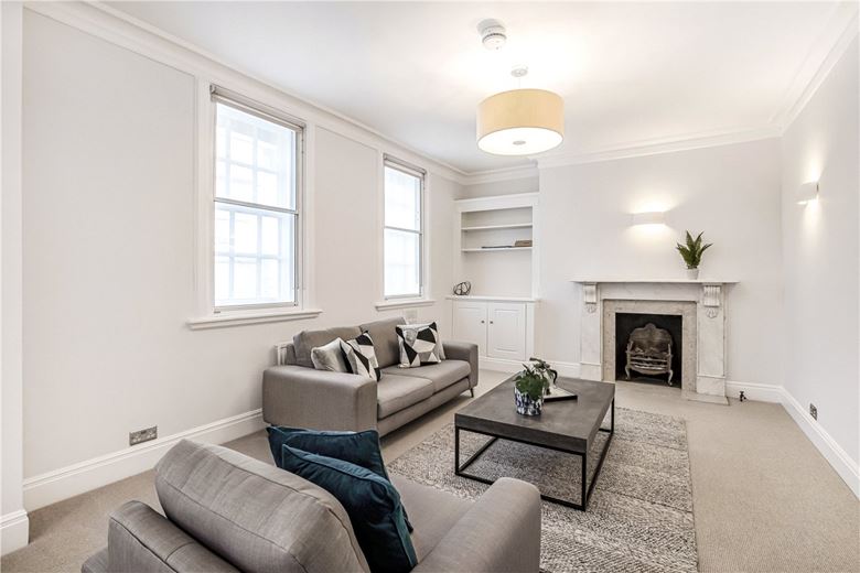 2 bedroom flat, Queen Anne Street, Marylebone W1G - Available