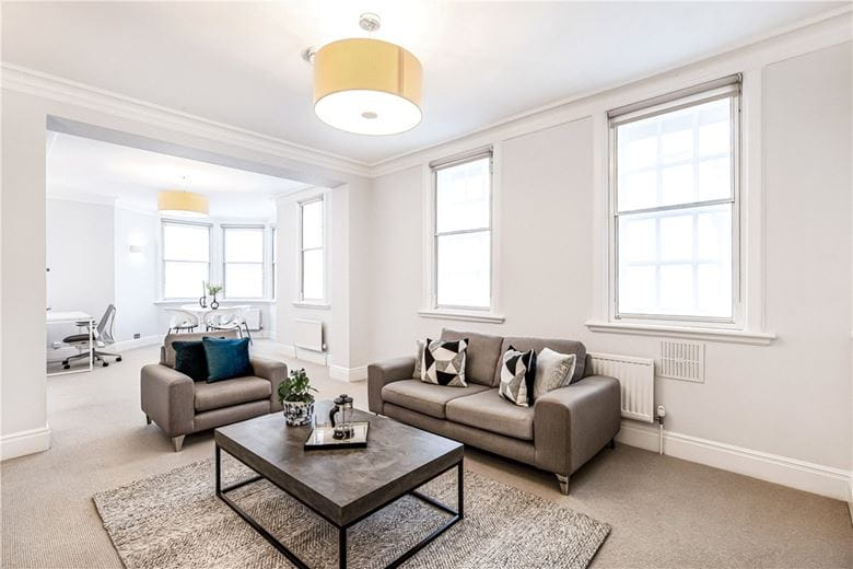 2 bedroom flat, Queen Anne Street, Marylebone W1G - Available
