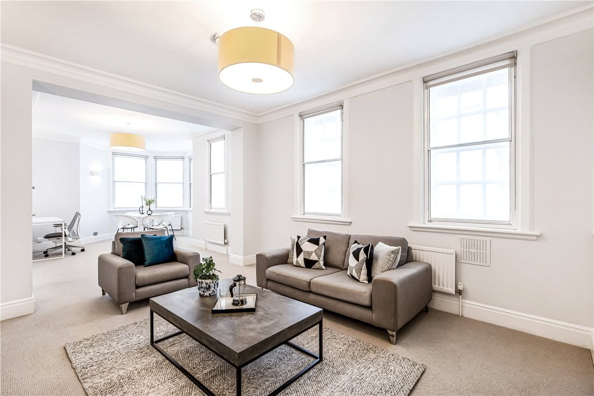 2 bedroom flat, Queen Anne Street, Marylebone W1G - Available