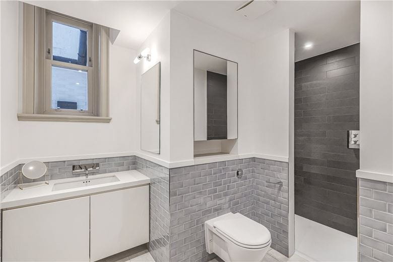 2 bedroom flat, Devonshire Street, Marylebone W1W - Available