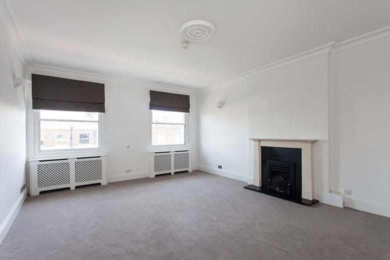 2 bedroom flat, Gloucester Place, Marylebone W1U - Available