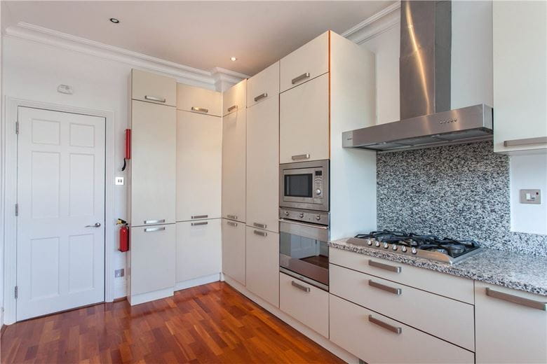 2 bedroom flat, Gloucester Place, Marylebone W1U - Available