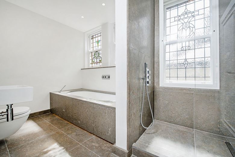 3 bedroom flat, Weymouth Street, Marylebone W1G - Available