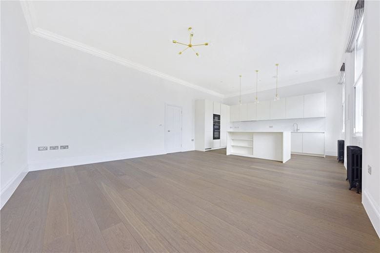 2 bedroom flat, Upper Berkeley Street, London W1H - Let Agreed