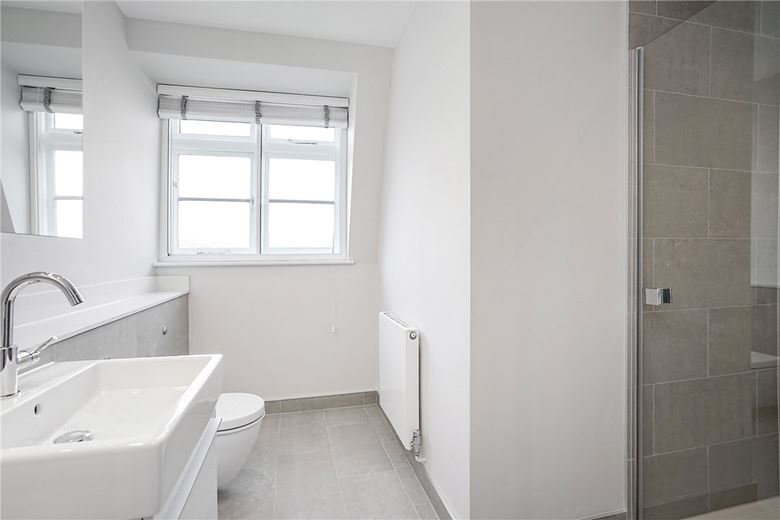 2 bedroom flat, George Street, Marylebone W1H - Available