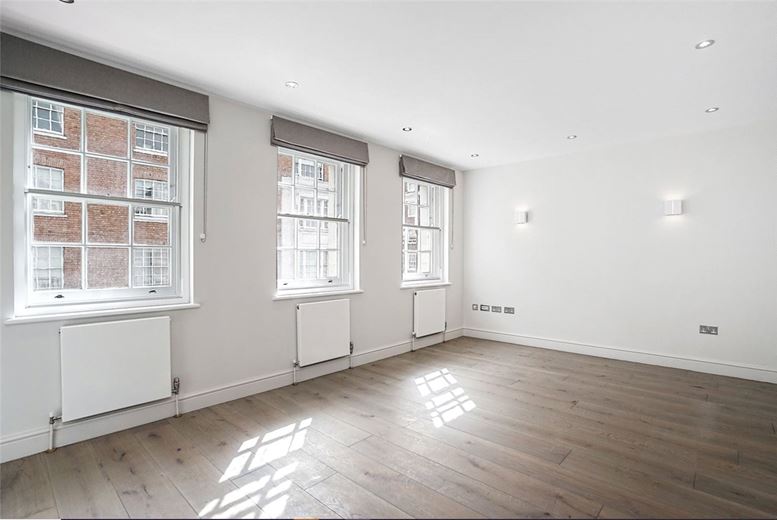 2 bedroom flat, George Street, Marylebone W1H - Available