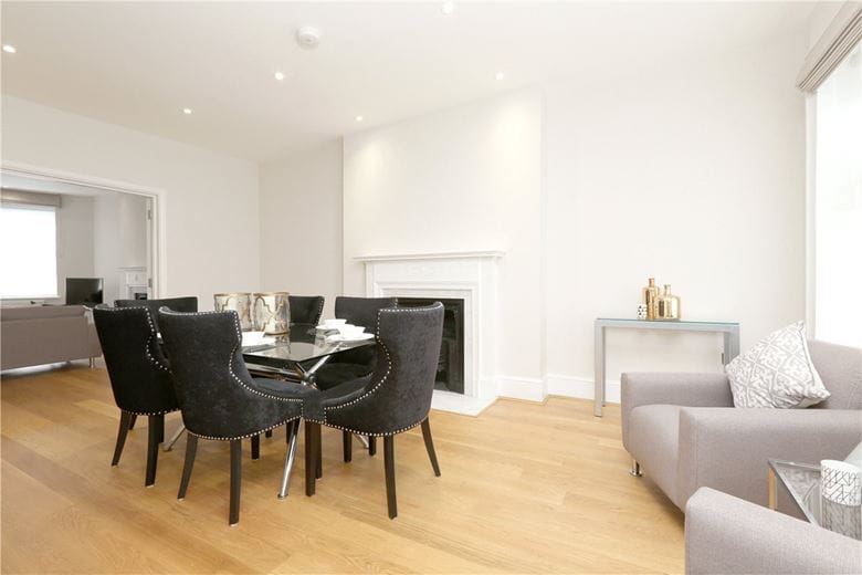 3 bedroom flat, Gloucester Place, Marylebone W1U - Let Agreed