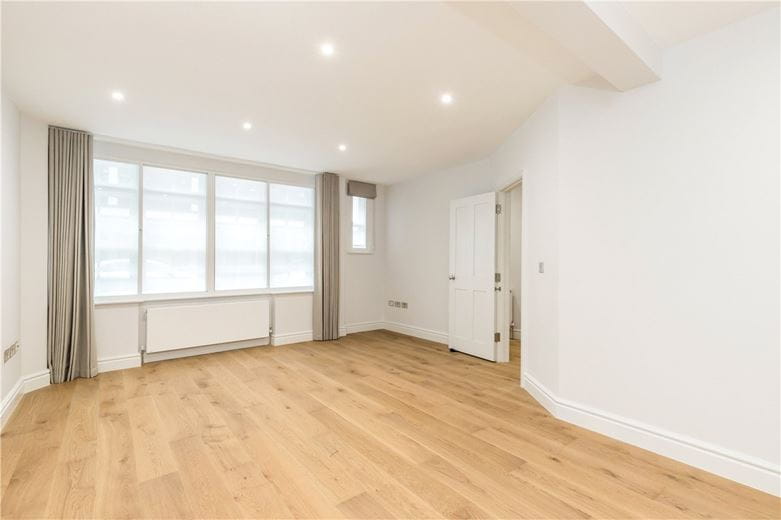 4 bedroom house, Seymour Mews, Marylebone W1H - Available