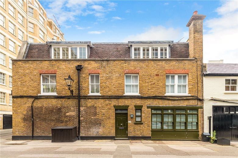 4 bedroom house, Seymour Mews, Marylebone W1H - Available