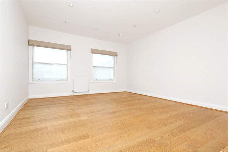 2 bedroom flat, Gloucester Place, Marylebone W1U - Available