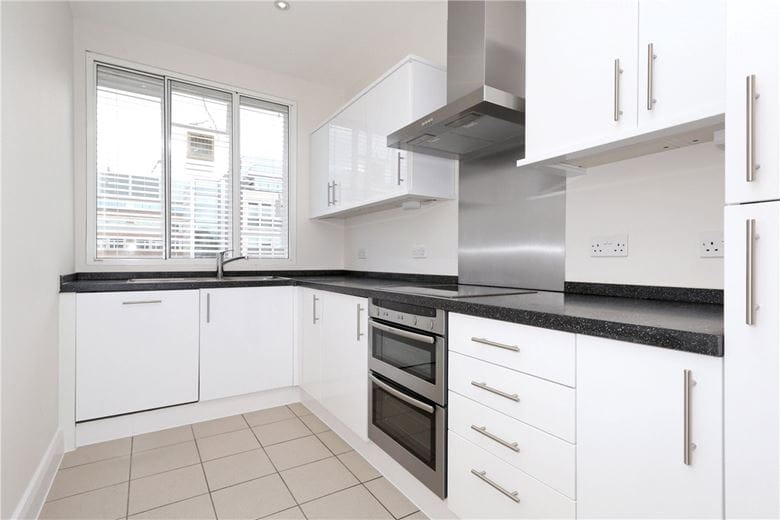 2 bedroom flat, Gloucester Place, Marylebone W1U - Available