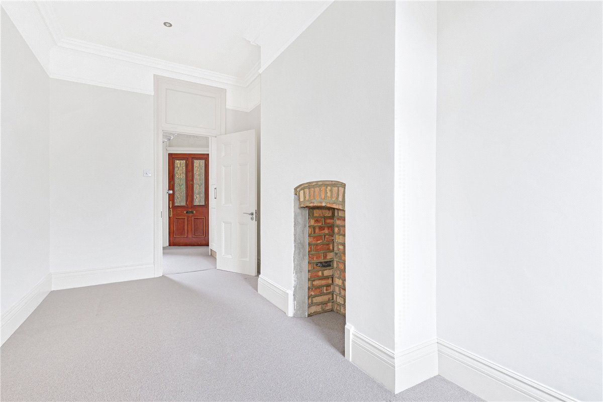 3 bedroom flat, New Cavendish Street, Marylebone W1W - Available