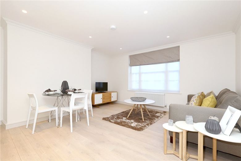 1 bedroom flat, Upper Berkeley Street, Marylebone W1H - Available