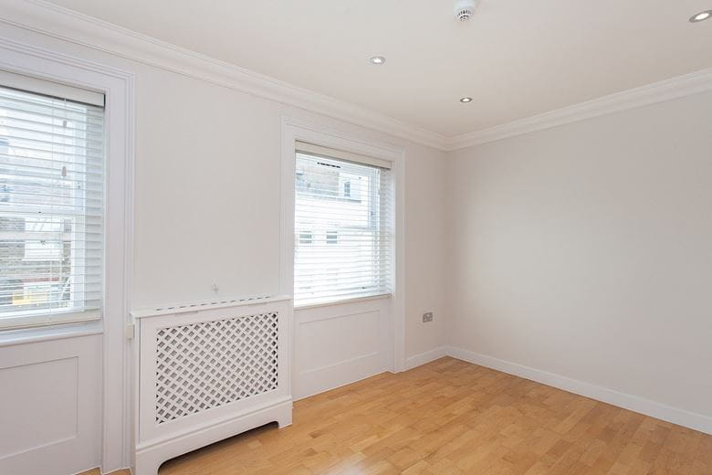 1 bedroom flat, Seymour Place, London W1H - Available