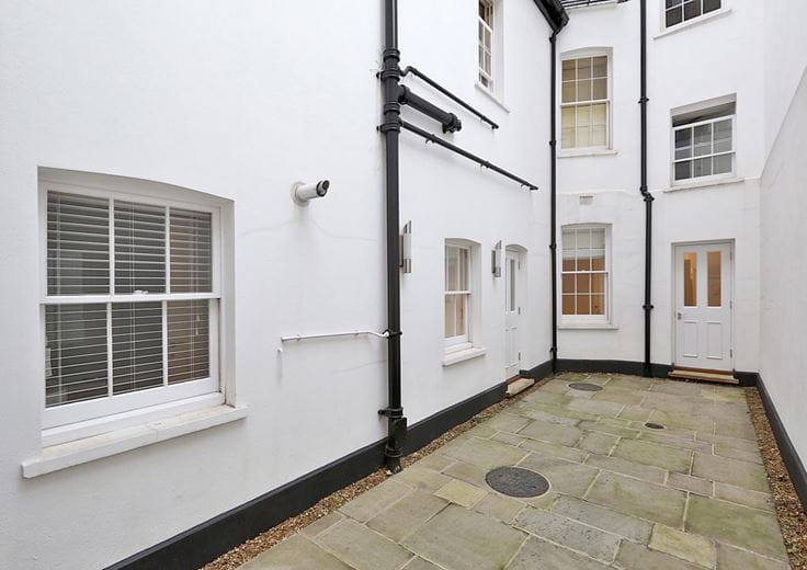 1 bedroom flat, Manchester Street, Marylebone W1U - Available