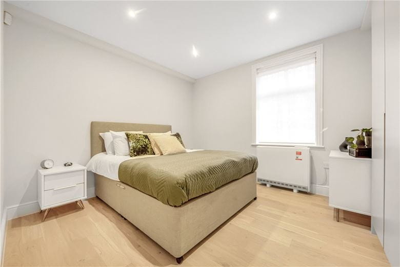 1 bedroom flat, Devonshire Close, Marylebone W1G - Let Agreed