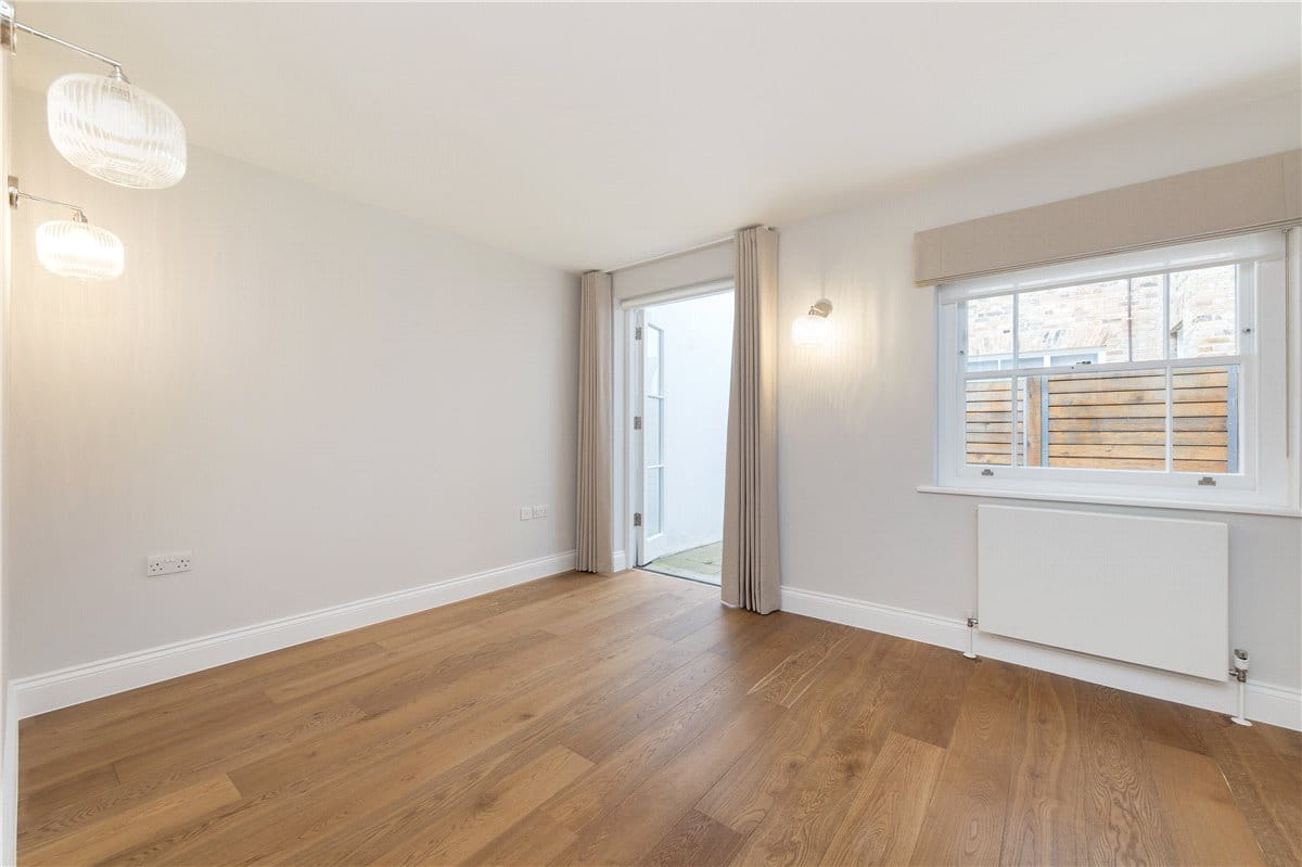 2 bedroom house, Bryanston Mews West, Marylebone W1H - Available