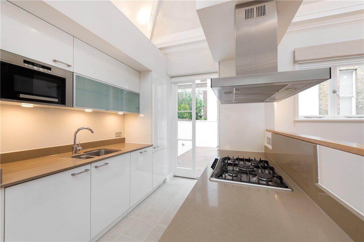 2 bedroom house, Bryanston Mews West, Marylebone W1H - Available