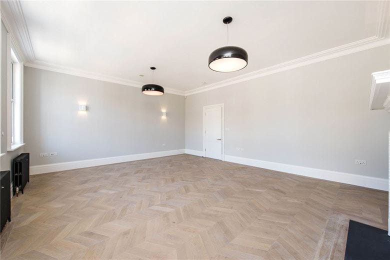 2 bedroom flat, Wimpole Street, London W1G - Available