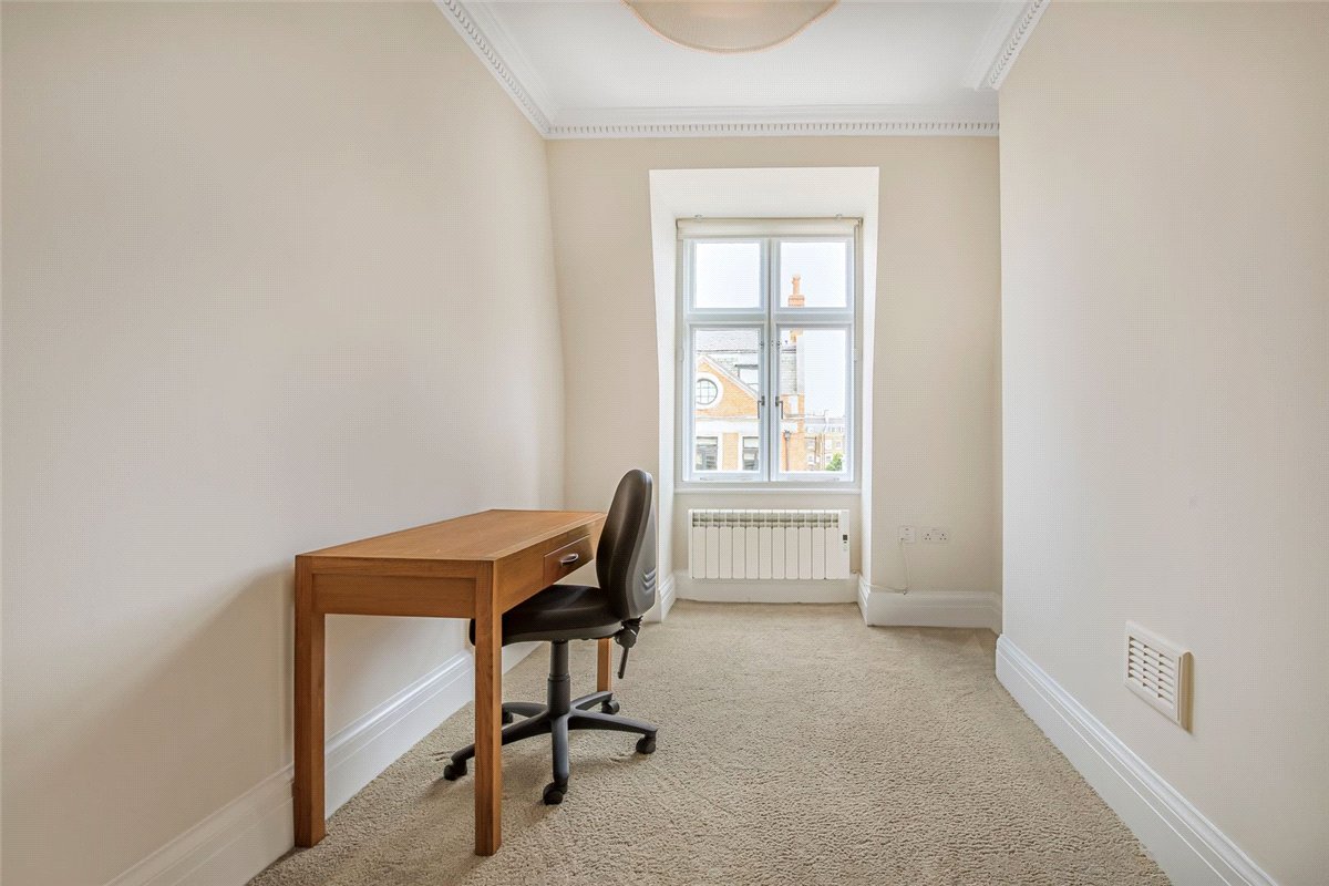 3 bedroom flat, Weymouth Street, Marylebone W1G - Available