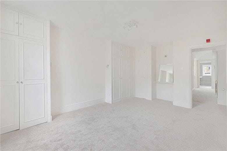 2 bedroom flat, Wimpole Street, London W1G - Available