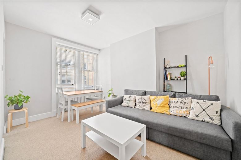 1 bedroom flat, Taunton Place, London NW1 - Available