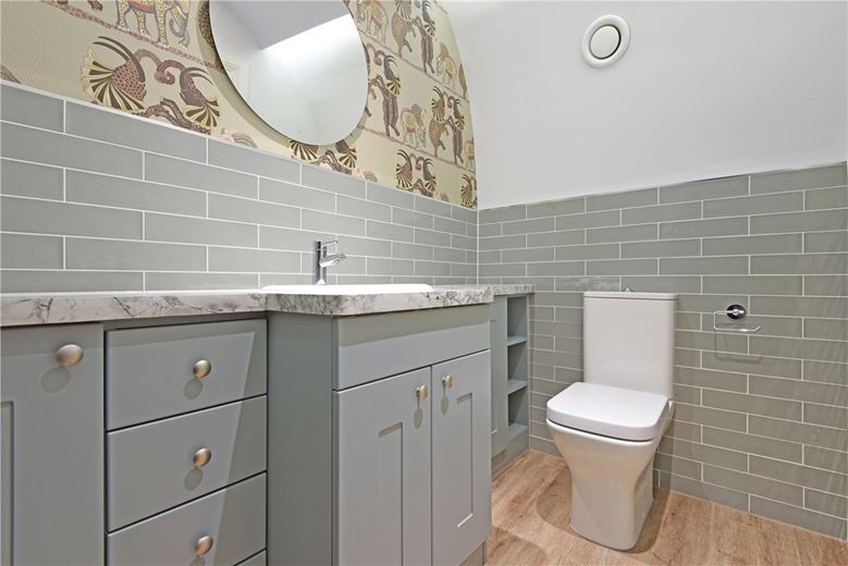 3 bedroom flat, Portland Place, Marylebone W1B - Available