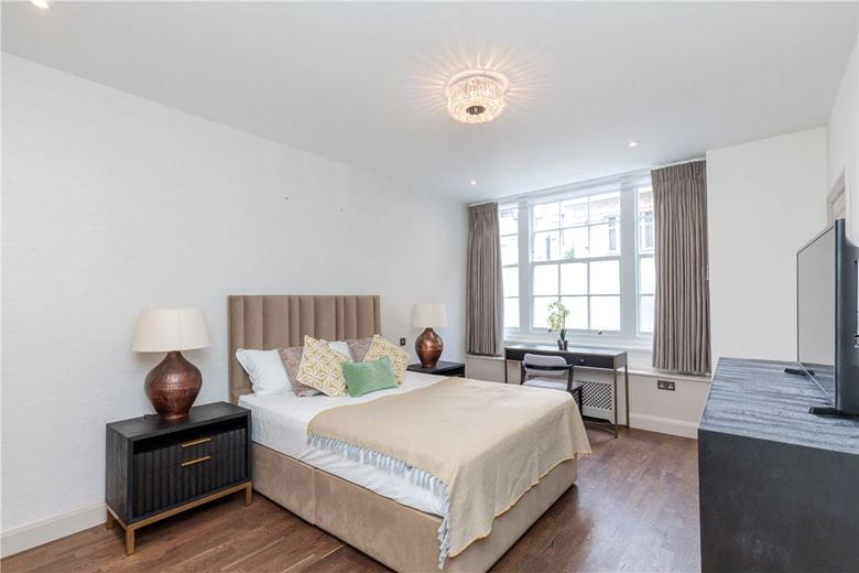 4 bedroom flat, Bryanston Court, George Street W1H - Available