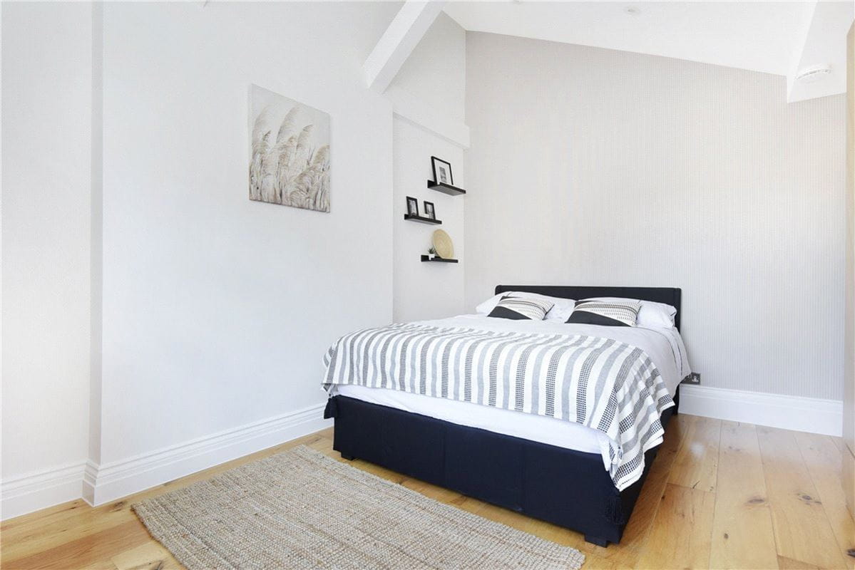 3 bedroom flat, Upper Montagu Street, Marylebone W1H - Available
